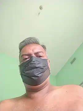 Snapshot of daddy_small_dick chatting on 07.23.26 daddy small dick online show from 07.23.26