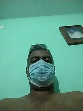 Snapshot of daddy_small_dick chatting on 07.28.26 daddy small dick online show from 07.28.26