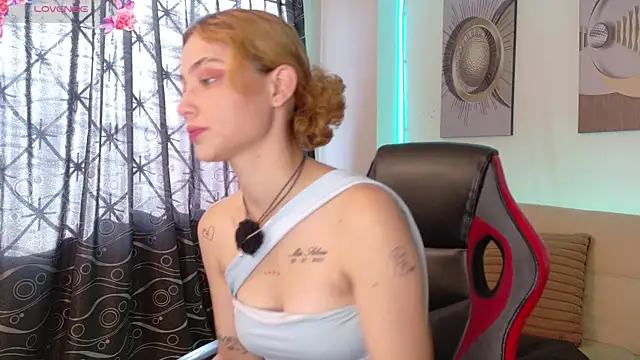 charlotte rioz online show from 07.28.26