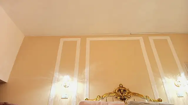 AuroraRenard online show from 07.21.26