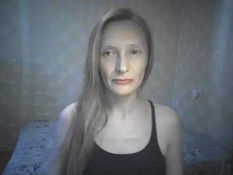 Snapshot of LunaBelle2 chatting on 07.15.26 LunaBelle2 online show from 07.15.26