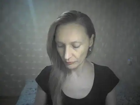 Snapshot of LunaBelle2 chatting on 07.28.26 LunaBelle2 online show from 07.28.26