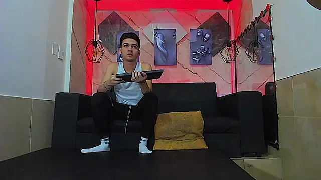 Brandon Bless online show from 07.10.26