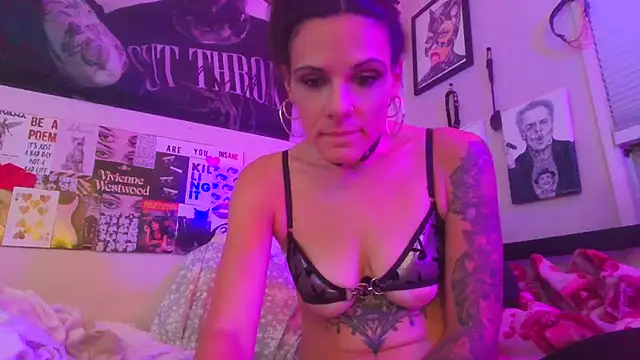 Snapshot of BabyxxSin chatting on 07.20.26 BabyxxSin online show from 07.20.26