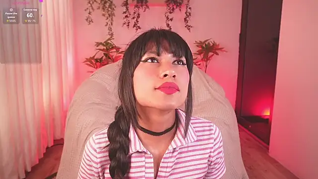 Snapshot of Valeria_777__ chatting on 07.19.26 Valeria 777 online show from 07.19.26