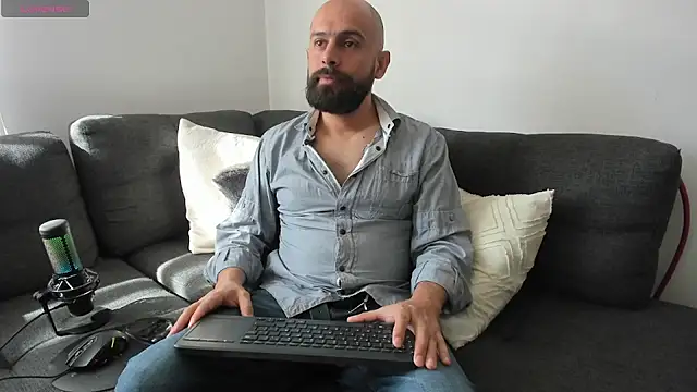 ezequiel mobland online show from 07.14.26