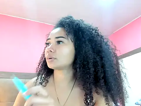 Snapshot of Naomi_Moon_ chatting on 07.23.26 Naomi Moon online show from 07.23.26