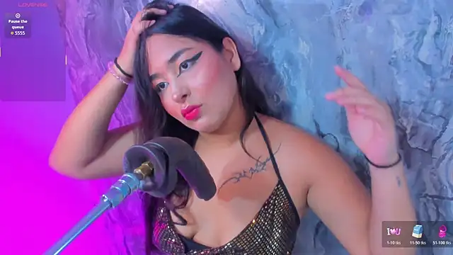 Liz foox online show from 07.18.26