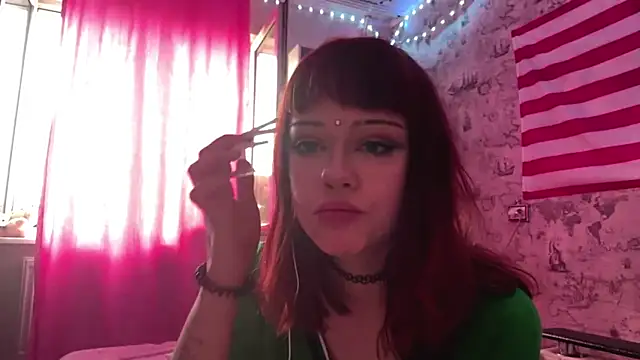 Snapshot of JenineAlatorre chatting on 07.26.26 JenineAlatorre online show from 07.26.26