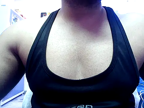 Snapshot of bodytobodyxxx chatting on 07.23.26 bodytobodyxxx online show from 07.23.26