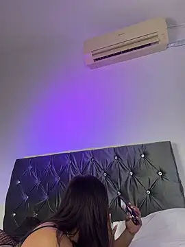 Aliceroys   online show from 07.22.26