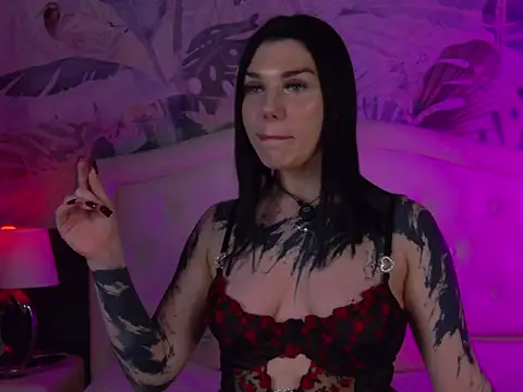 IvyDarkness online show from 07.13.26