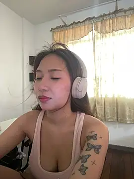 Snapshot of NabiRyu chatting on 07.18.26 NabiRyu online show from 07.18.26