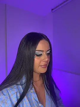 Snapshot of sofiaqueen__ chatting on 07.21.26 sofiaqueen online show from 07.21.26