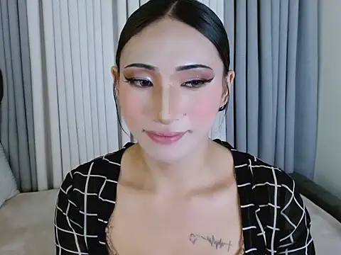 Snapshot of shamica_pleasure chatting on 07.15.26 shamica pleasure online show from 07.15.26