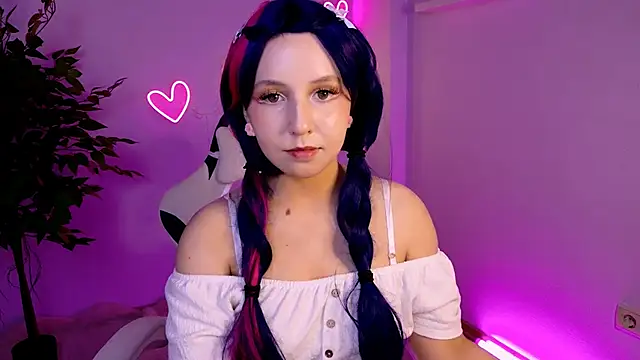 NellyDrew online show from 07.12.26