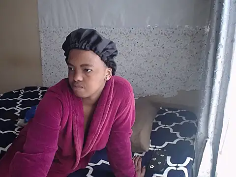 EssenceChubby online show from 07.24.26