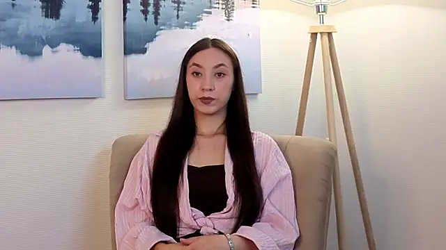 Snapshot of JinnyMenzella chatting on 07.11.26 JinnyMenzella online show from 07.11.26