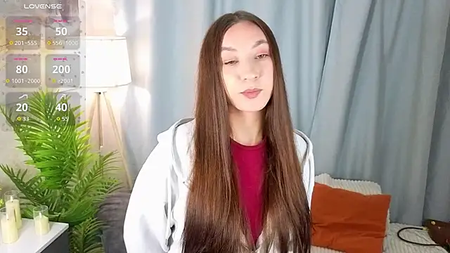 Snapshot of JinnyMenzella chatting on 07.15.26 JinnyMenzella online show from 07.15.26
