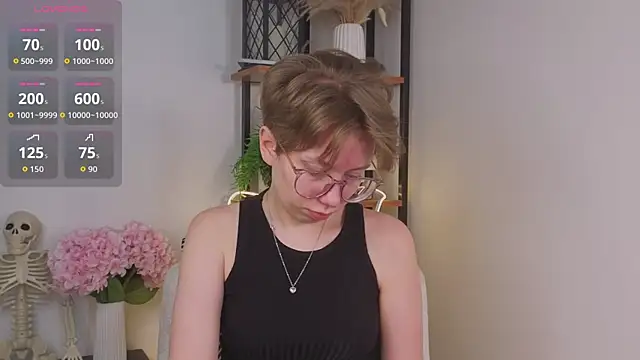 JulietaSthole online show from 07.16.26