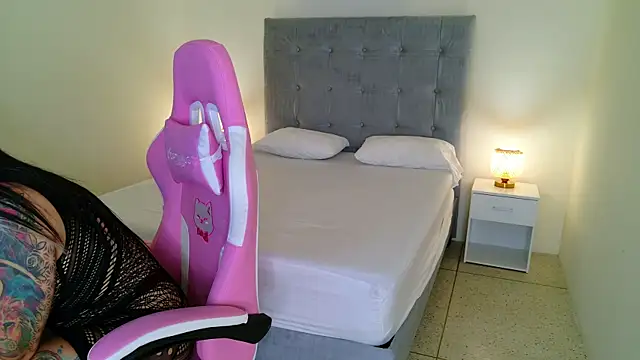 Rileywomms online show from 07.13.26