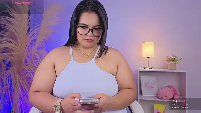 chloe monroy  online show from 07.25.26