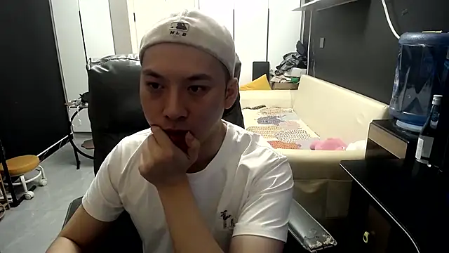 yichen008 online show from 07.17.26