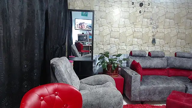 Almaluna online show from 07.07.26
