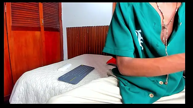 Ikaro blue online show from 07.11.26