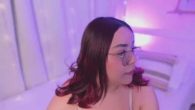 Snapshot of Valeria_Reyes_ chatting on 07.09.26 Valeria Reyes online show from 07.09.26