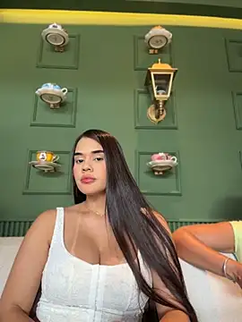 BellaLeclair  online show from 07.22.26