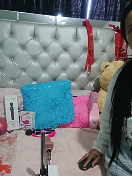 Snapshot of Danna_-123 chatting on 07.18.26 Danna -123 online show from 07.18.26