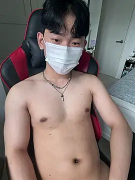 kr hotguy1 online show from 07.14.26