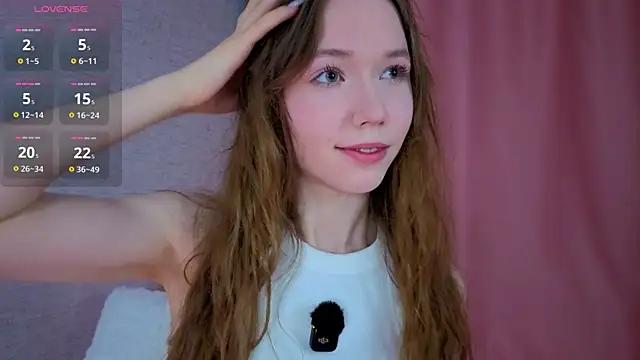 Snapshot of Velvet_Daisy chatting on 07.10.26 Velvet Daisy online show from 07.10.26