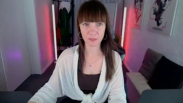 Katherine Clark  online show from 07.10.26