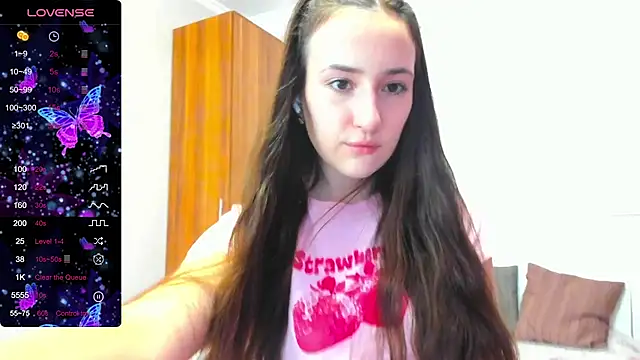 Snapshot of Pink_Soda2 chatting on 07.14.26 Pink Soda2 online show from 07.14.26