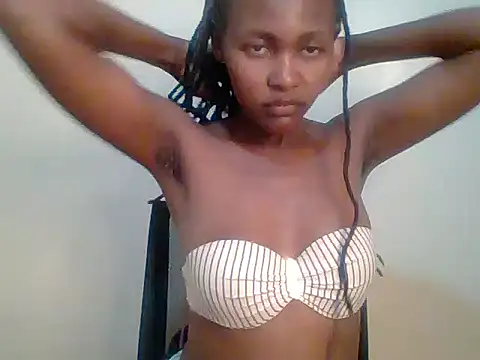 Snapshot of Swexie_love chatting on 07.27.26 Swexie love online show from 07.27.26