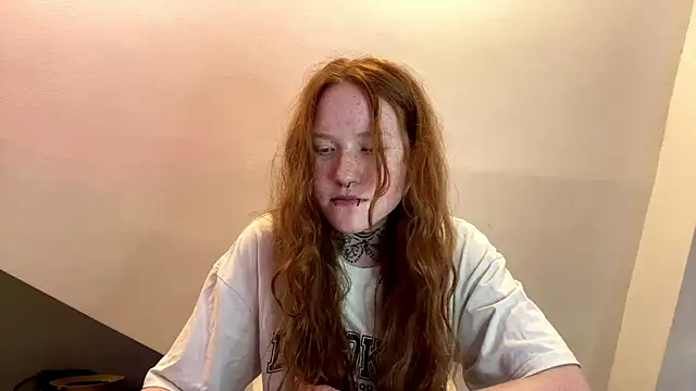 Snapshot of ThomasinaBrasser chatting on 07.17.26 ThomasinaBrasser online show from 07.17.26