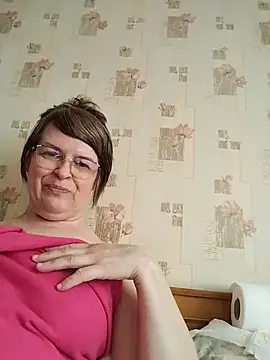 Snapshot of Irena-mis chatting on 07.16.26 Irena-mis online show from 07.16.26