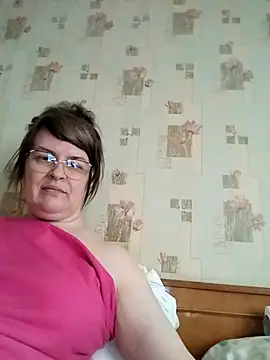 Snapshot of Irena-mis chatting on 07.28.26 Irena-mis online show from 07.28.26