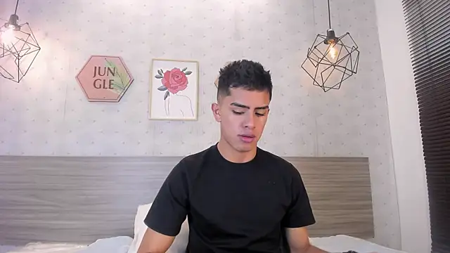 Snapshot of Alejo_Jones_ chatting on 07.28.26 Alejo Jones online show from 07.28.26