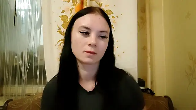 Snapshot of SARACUTIELOL chatting on 07.20.26 SARACUTIELOL online show from 07.20.26