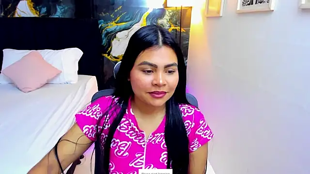 Snapshot of SofiaaReed chatting on 07.16.26 SofiaaReed online show from 07.16.26