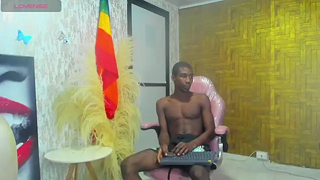 Snapshot of elio_x chatting on 07.23.26 elio x online show from 07.23.26