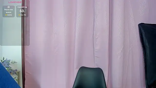 Snapshot of Anggelbunny_ chatting on 07.22.26 Anggelbunny online show from 07.22.26
