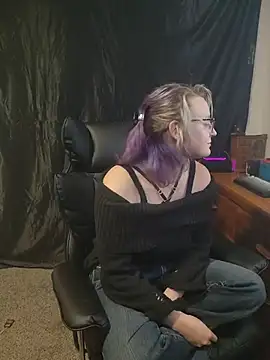 Snapshot of Sun_Ray02 chatting on 07.19.26 Sun Ray02 online show from 07.19.26