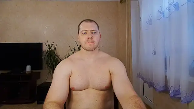 Snapshot of massiveman295 chatting on 08.05.26 massiveman295 online show from 08.05.26