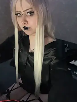 Snapshot of Sindy-Lou chatting on 07.09.26 Sindy-Lou online show from 07.09.26