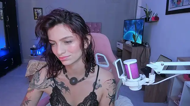 sophie dolly  online show from 07.19.26