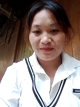 Snapshot of Lan-oanh chatting on 07.20.26 Lan-oanh online show from 07.20.26